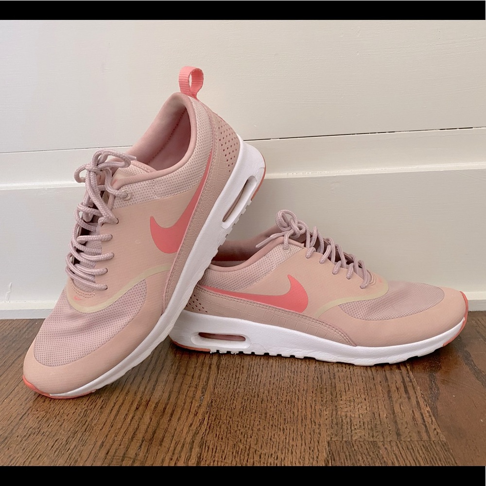 Nike Air Max Thea Sneakers